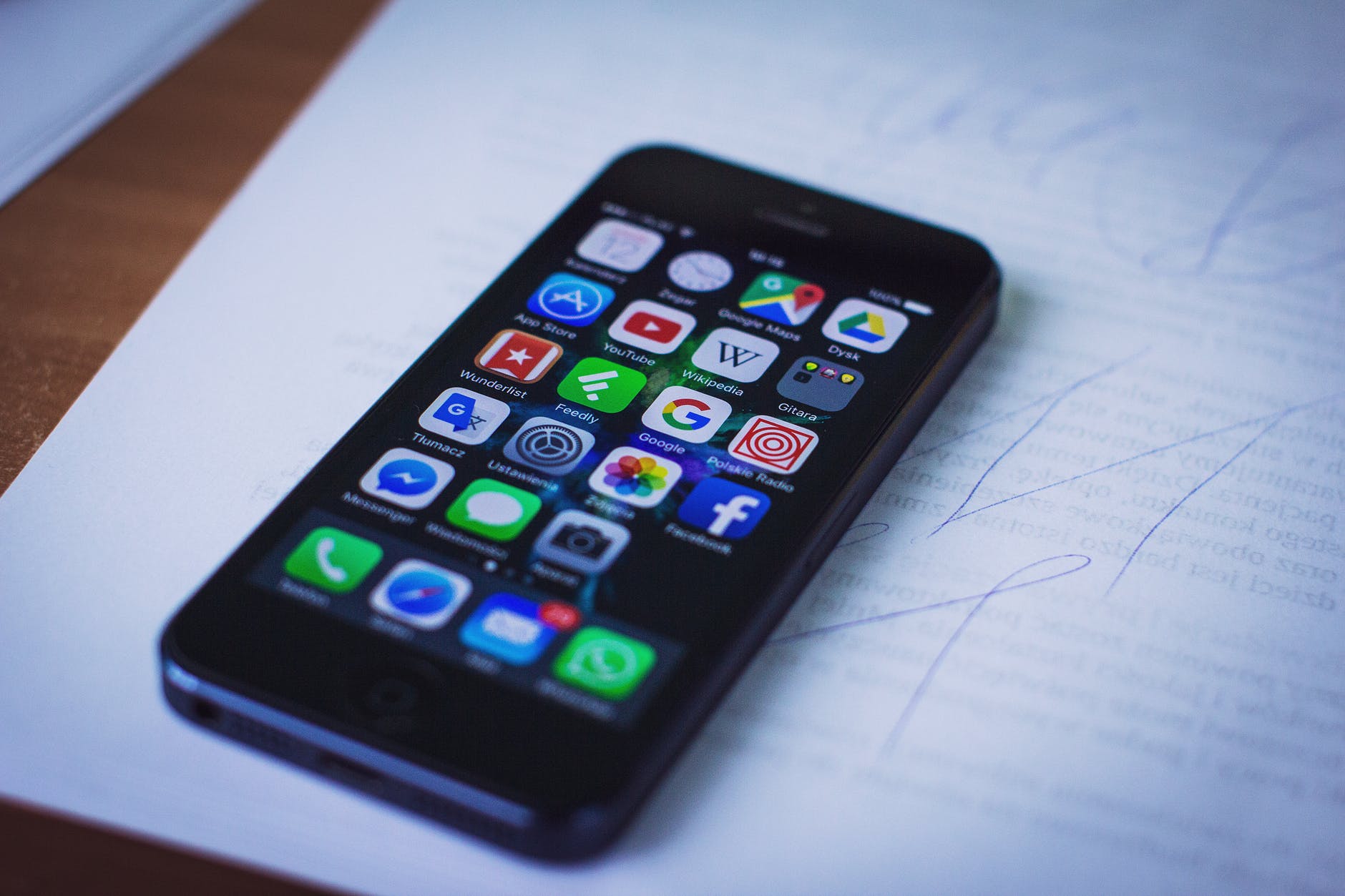 mokup iphone technology smartphone
